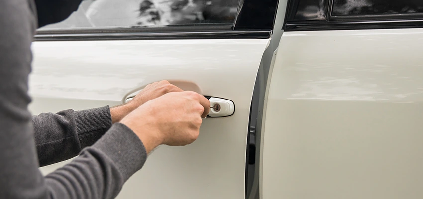 Unlock Car Door Service in Forest Hills, New York