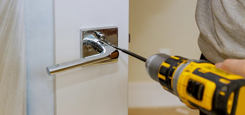After-hours Locksmith  For Lock Troubleshooting in Forest Hills, New York
